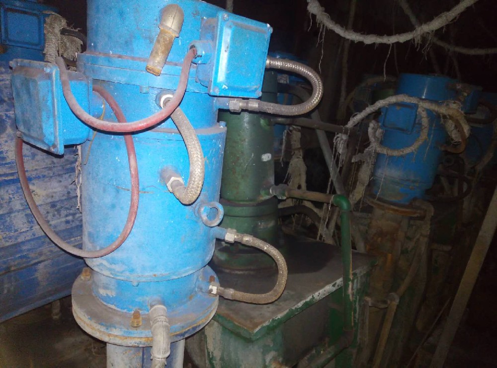 XH鋼鐵水冷電機